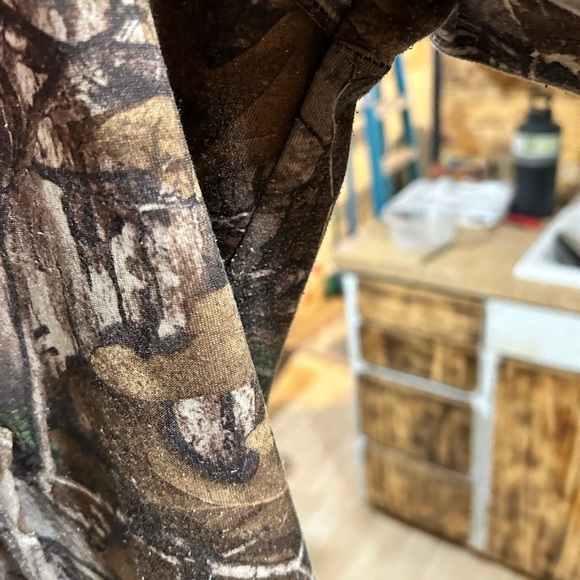 Realtree Brown and Pink Camouflage Hoodie Sweatshirt - Picture 6 of 7